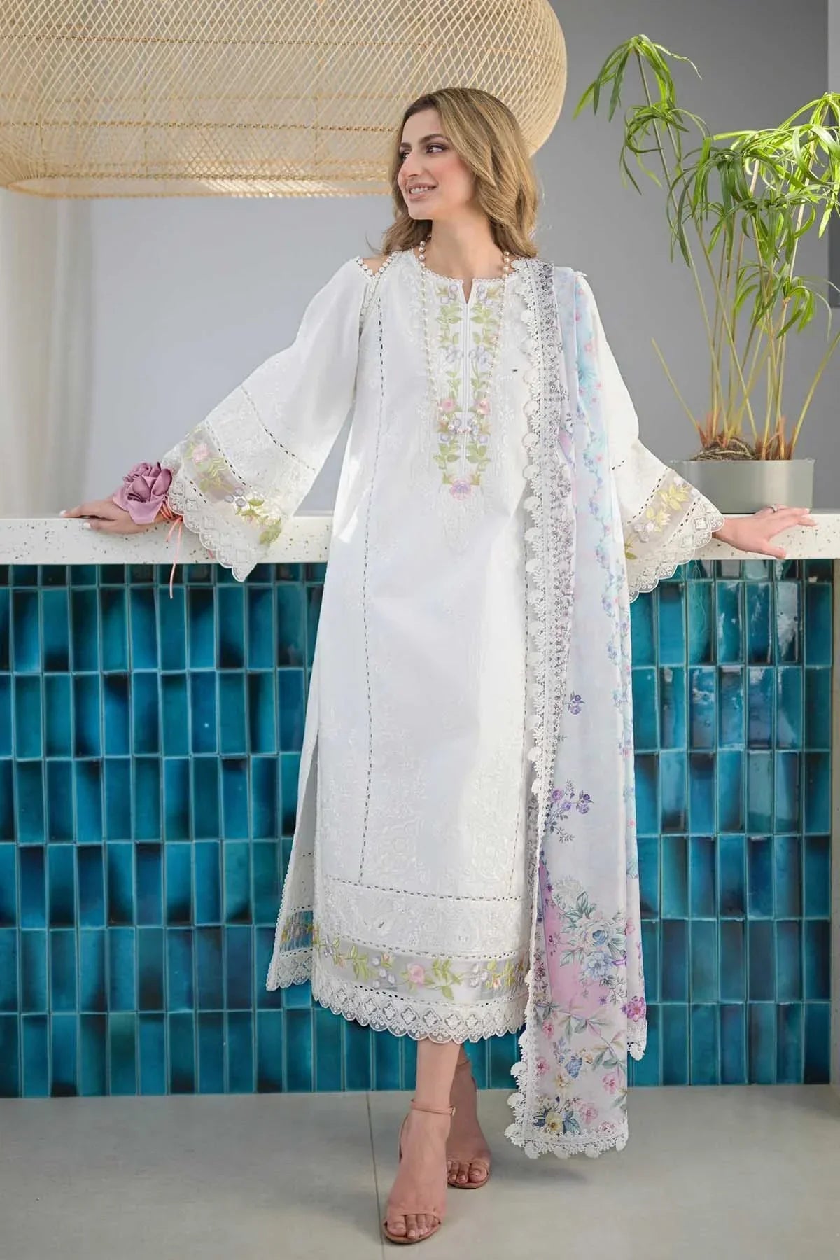 Embroidered Luxury Lawn Unstitched 3Pc | 1031