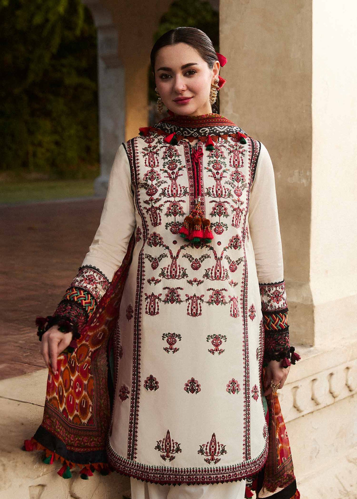 HUSSAIN REHAR 3PC DHANAK EMBROIDERED SHIRT WITH DHANAK SHAWL AND TROUSER DN-2062